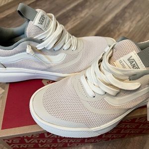 VansUltrarange Rapidweld WMN’s Sz 5.5 Like New,w/box!